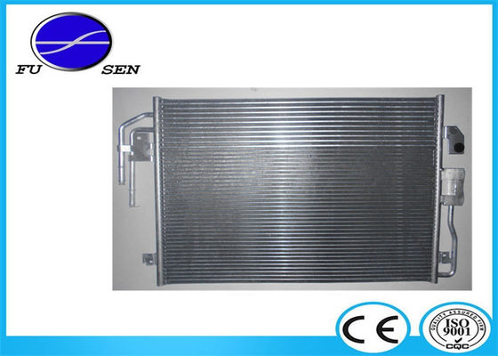 Condensateur automatique de climatiseur, évasion 2008-2011 de Ford de condensateur à C.A. de véhicule